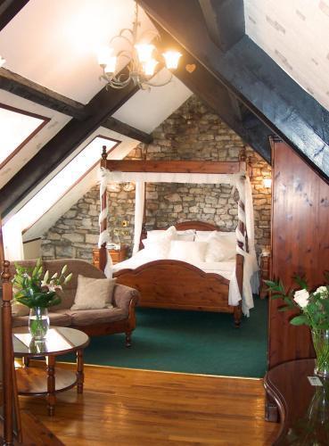 St Mary'S Hotel Golf & Country Club Pencoed Extérieur photo